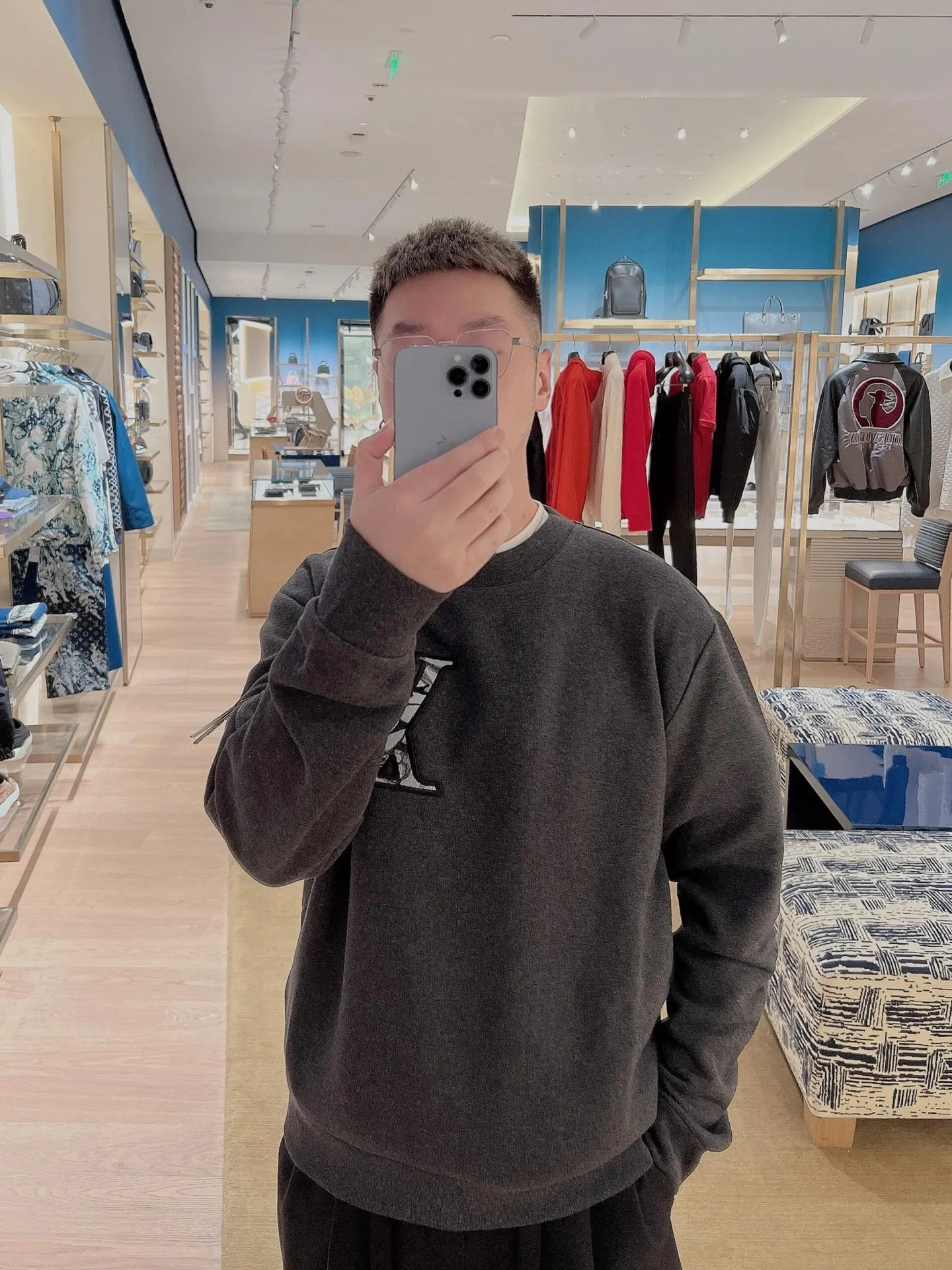 Louis Vuitton/
